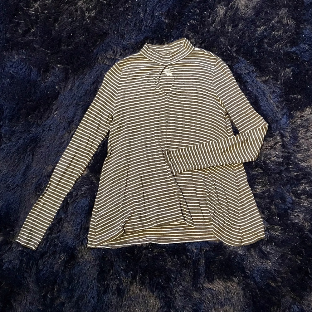 American Eagle Soft&Sexy long sleeve shirt